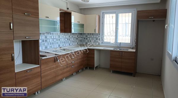 Turunçlu Mah Ana Cadde Üzerinde Geniş 3+1 Satılık Daire