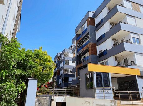 Konyaaltı Liman Mah.kapalı Otoparklı 3+1 Satılık Daire