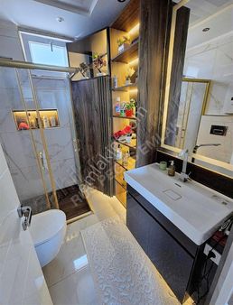 Deniz Yakın Satılık Liman'da 1+1 Eşyalı 60 M² 2 Balkonlu