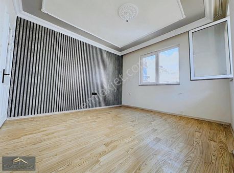 Özdoğan Emlak Tan Emek Te Cd Üstü 2+1 90m2 Katta Uygun Daire