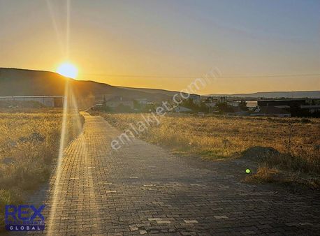 İncesu Süksün'de Ana Yola Yakın Satılık Fabrika Arsası