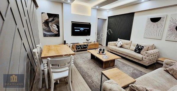 Şişli Sıracevizler Cadddesinde Sıfırlanmış 4. Kat 2+1 Satılık Ev