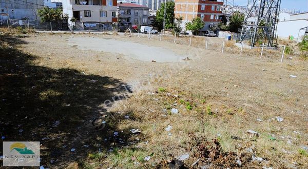** Nev Yapı Arsa Ofisinden 1.300 Metrekare Kiralık Arsa **