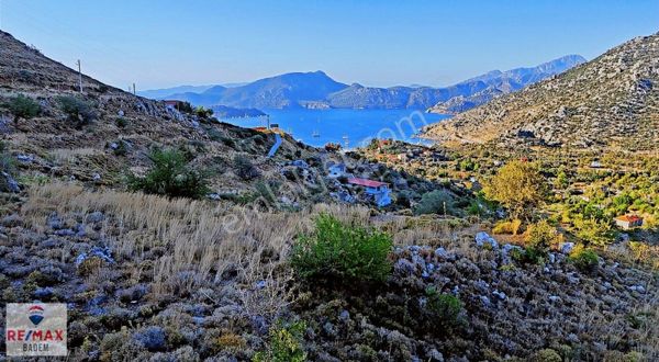 Marmaris Selimiye Koyunda Deniz Manzaralı Satılık Tarla