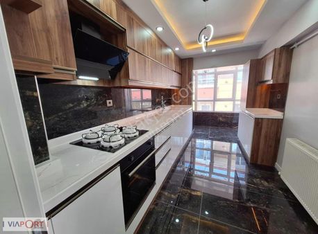 Etimesgut Süvari Mah. Ön Cephe E.banyolu 3+1 Full Yapılı Daire