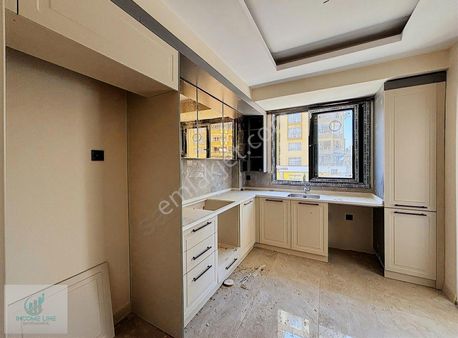 Incom Lıne Gayrimenkulden Kent Meydanında 2+1 Fırsat Daire