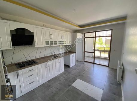 Şems'ten Kültür Merkezi-tramvay Yakını Ultra Geniş 4+1yeni Daire