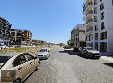 Kartepe/kent Meydanı Havuzlu Site İçi Kiralık Sıfır 3+1 Daire