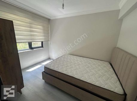 Sancak Emlak'tan Satılık Ada Caddesinde Eşyalı 1+1