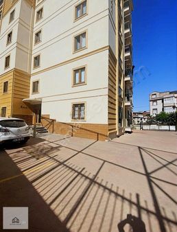 Şeyhlide Satılık 2+1 Çift Wcli Geniş Daire