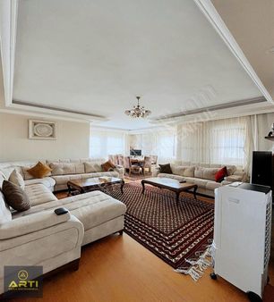 Adnan Kahveci'de Satılık Site İçi 170m2 3+1 Lüks Daire