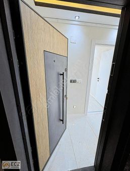 Ecz Gayrimenkul Den Satılık 2+1 Lüx Modern K.mutfak Kurtuluş Mah