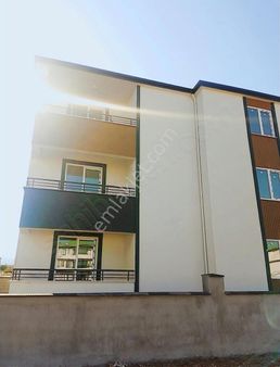 Gömeç Köy Emlaktan Sıfır 1+1 Geniş Daire Satılıktır.