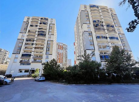 Gölbaş Emlaktan Mansurkent Sitesinde Satılık 3+1 Muhteşem Daire