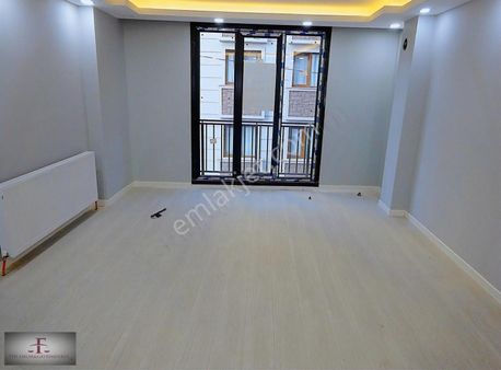 Bahçelievler Yenibosna Zafer Mah Satılık 3+1 Arakat Daire