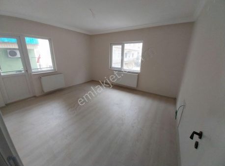 Tadilatı Yapılmış 3+1,100m² Masrafsız Daire