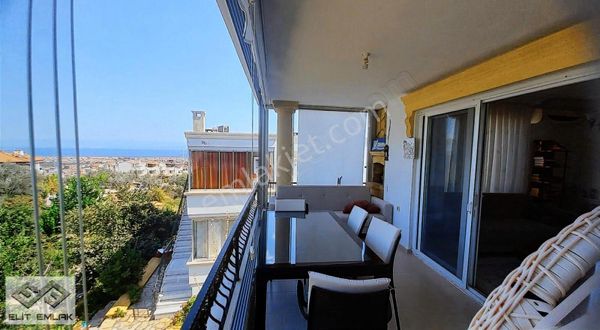 Havuzlu Site İçerisinde Satılık Yazlık Daire