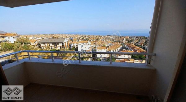 Altınoluk'ta Satılık 5+1 Muhteşem Manzaralı Daire