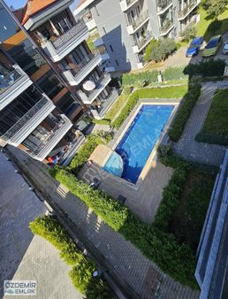 Havuzlu Site İçerisinde Kapalı Mutfak Satılık 2+1 Daire