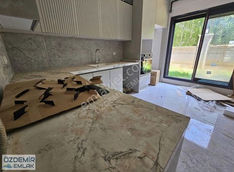 Özdemir Emlaktan Uygun Fiyata Satılık Sıfır 4+1 Villalar