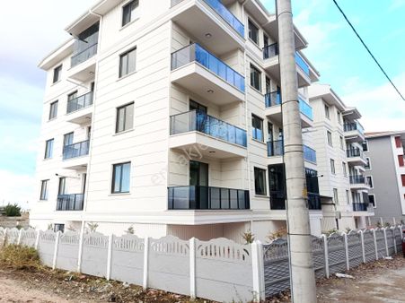 Afyon Tezcan Emlaktan Erkmende Ayrı Mutfaklı 2+1 Satılık Sıfır Daire