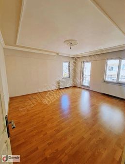 Demir Emlak Tan İnönü Mahallesinde Kiralık 3+1 Daire