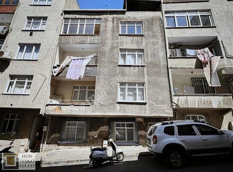 Bağcılar Güneşli 15 Temmuz Mah.de Satılık Ara Kat Daire!!