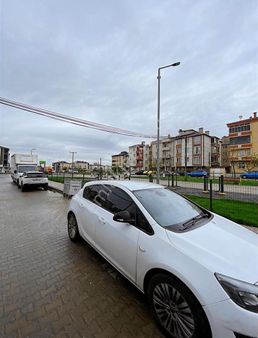 Havuzlarda Satılık 3+1 Giriş Daire