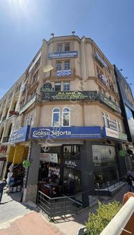Cumhuriyet Meydanın'da Reklam Değeri Yüksek Kiralık İşyeri