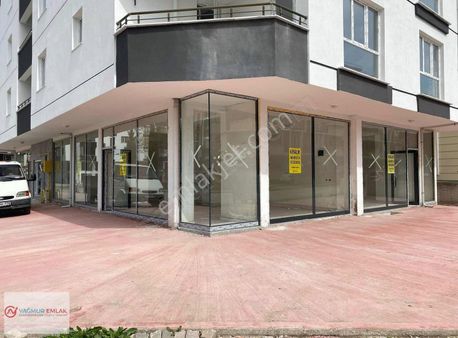 Yağmur Emlaktan Kiralık Harika Konum Süper Cephe Dükkan