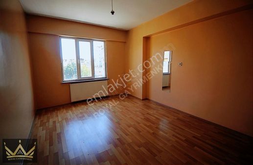 Royal'den Meydan Mh.de Kiralık 3+1 Daire