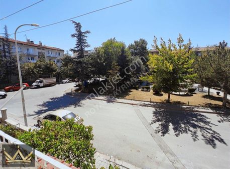 Royal Den Fatihte Ara Kat Full Bakımlı,güney Cephe Satılık Daire