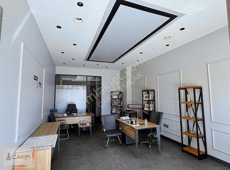 Kayaşehir Giriş Cadde Dükkan 55m2 Full Yapılı Satılık İşyeri