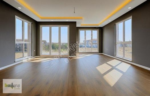 Beylikdüzü Bess Grup Tan Site İçerisinde 2+1 Kiralık Daire