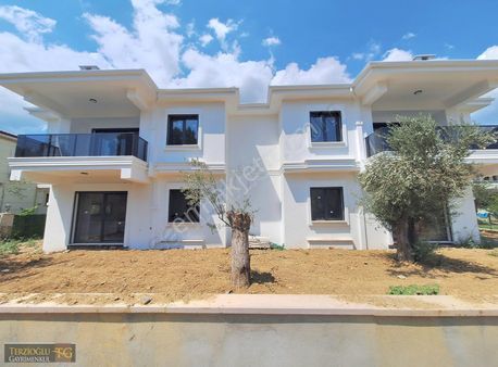 Terzioğlu'ndan Küçukkuyu Da Butik Sitede Sıfır 2+1 Lüx Daire