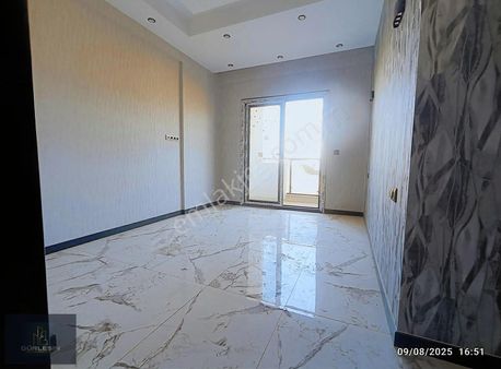 Gürlesinden Karahasanlıda Satılık 3+1 Daire