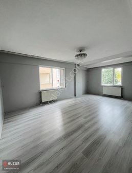 Huzur'dan Nusratıye Mah Su Deposu Civarinda Satılık 140 M² 3+1