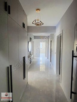 Karahasanlıda Sürücü Pistine Yakın Havuzlu Sıfır Ultra Lüx Daire