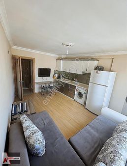 Akgül Emlak'tan Buca Tınaztepe'de 1+1 Eşyalı Satılık Daire