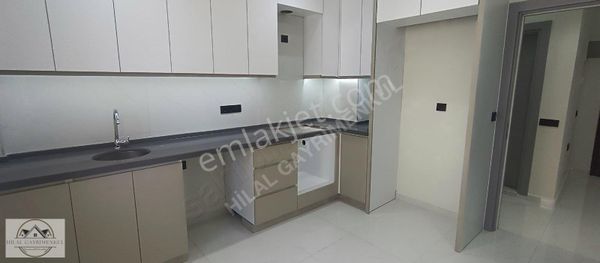 Hilal Gayrimenkul'den Pınarbaşı'nda Geniş Full Tadilatı 3+1 Dair