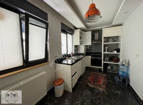 Hilal Gayrimenkulden Satilik 5+1 Ters Dunleks