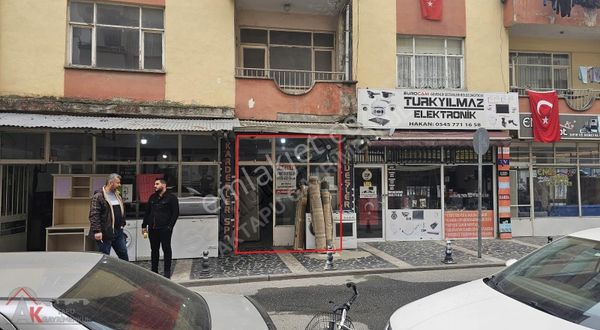 Aktapu Gayrimenkulden Cedidiye Mahallesinde 28m2 Satılık Dükkan