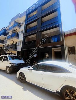 Kuşadasıda Sıfır Bahçeli 2+1 Modern Yapı Asansörlü Kaçmaz