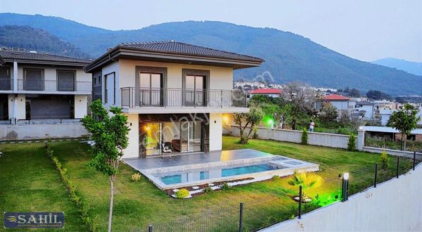 Kuşadası Güzelçamlı Satılık Manzaralı 4+1 Özel Havuzlu Villa