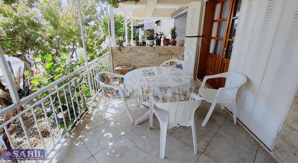 Kuşadası Davutlar Satılık Denize 500 M 3+1 Villa