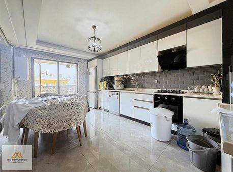 Ecg'den; Türközü Yeşil Camii Yanı Full+full 4+1 Dublex Daire