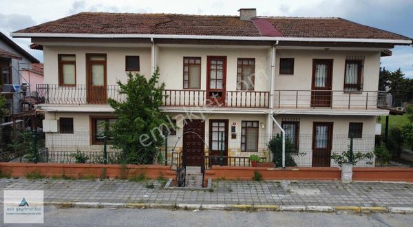 Silivri Gümüşyaka Merkezi Konumda Satılık 3+1 Dubleks Villa