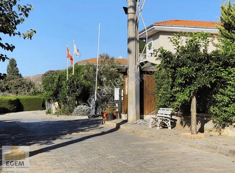 Güzelbahçe Yelkide Satılık Tarla