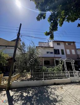 Avm Ve Denize Yürüme Mesafesinde Bakımlı Villa