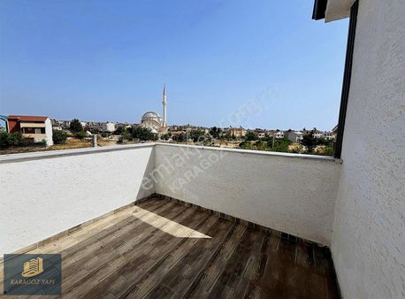 Karagöz Yapı-220m Bahçe Köşe Başı Denize 400 E5 200 Metre Villa